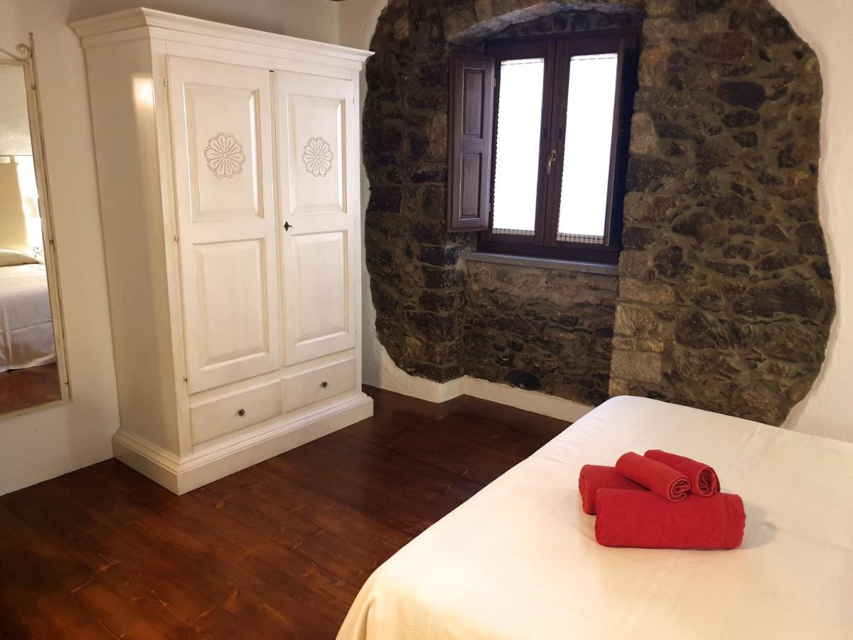 The Templars Guesthouse Santu Lussurgiu Zewnętrze zdjęcie