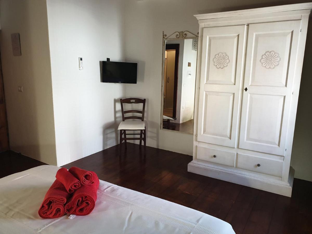 The Templars Guesthouse Santu Lussurgiu Zewnętrze zdjęcie